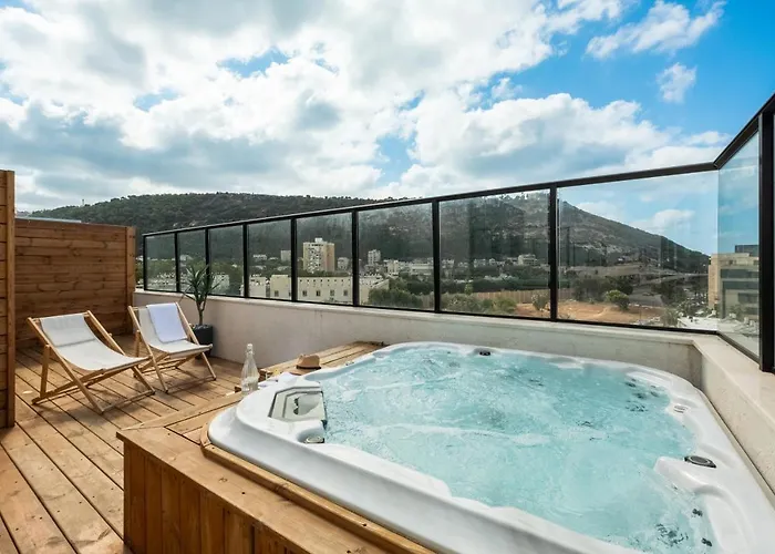 Pool & Jacuzzi Seaview Penthouse By Sea N\' Rent