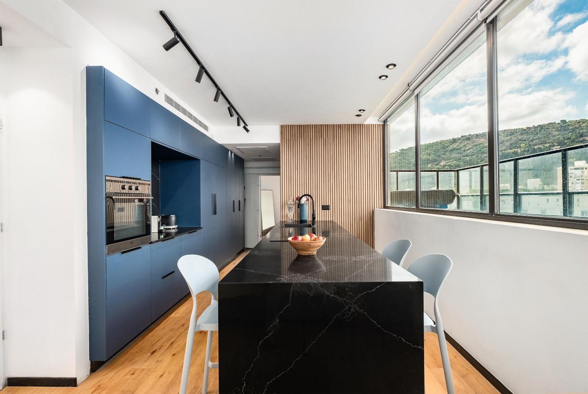 Pool & Jacuzzi Seaview Penthouse By Sea N' Rent דירה חיפה