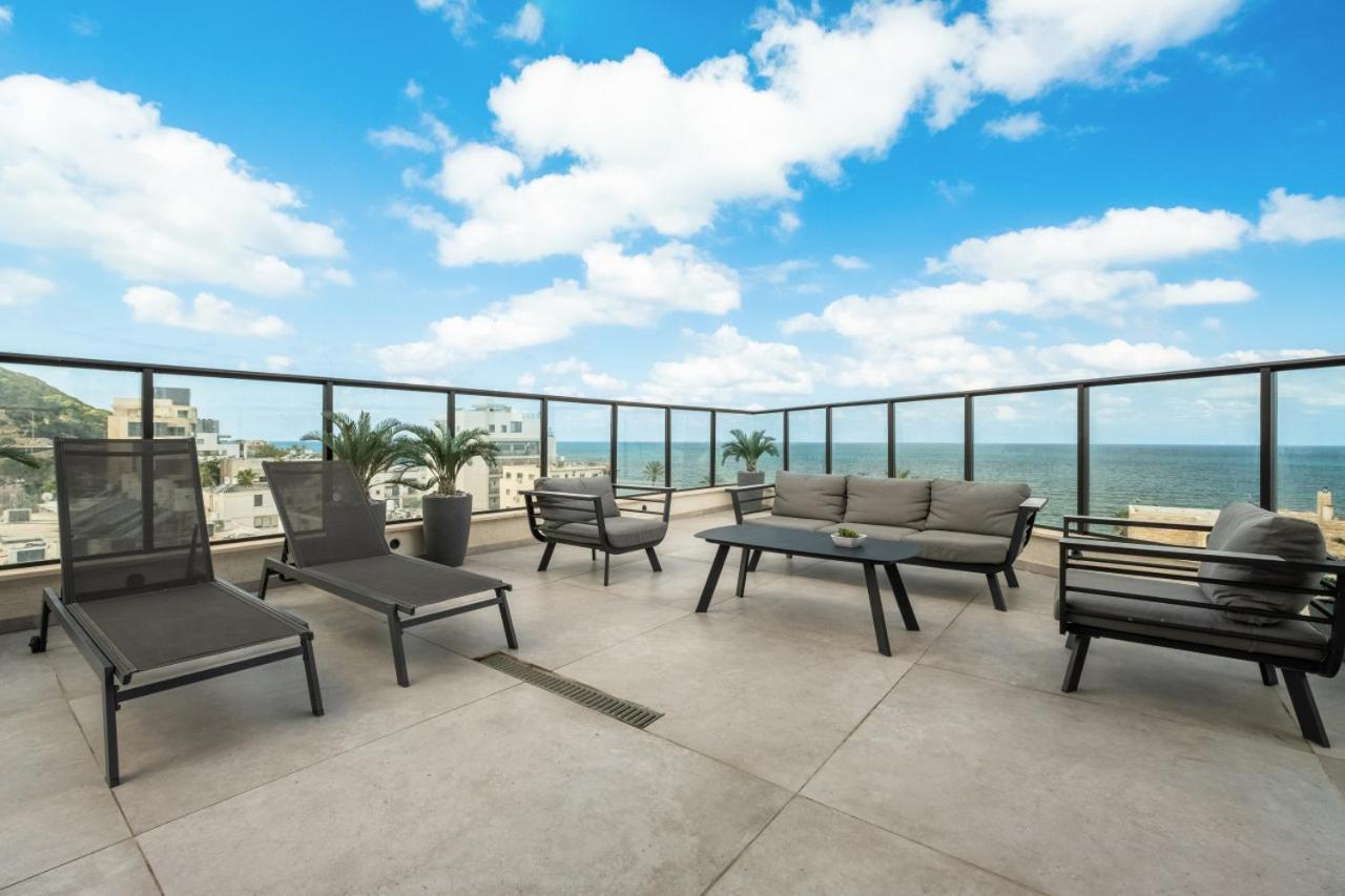 Pool & Jacuzzi Seaview Penthouse By Sea N' Rent * Haïfa